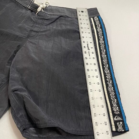 Quiksilver Dark Grey VTG Swim Trunks Size 34 - Picture 3 of 10